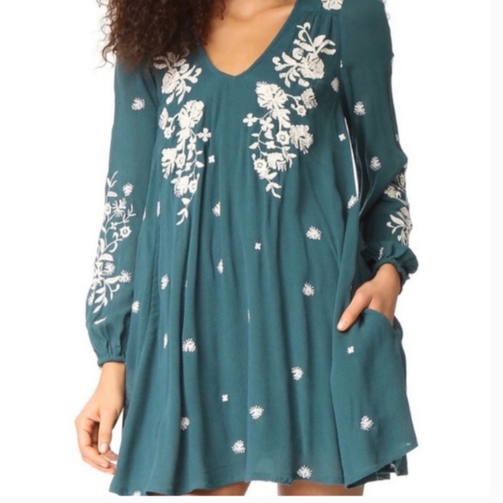 Free people embroidered sweet Tennessee floral dress sz s